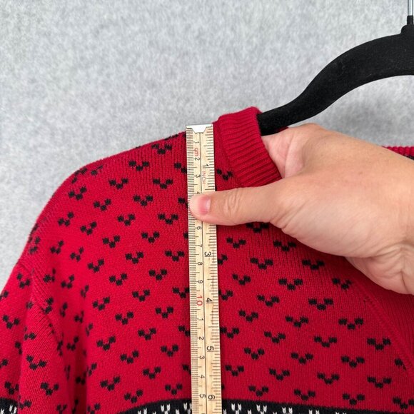 Chaps Mens Crew Neck Pullover Knit Sweater Size L Red Polar Bear Holiday Animal - Picture 9 of 11